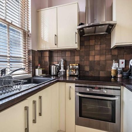Pinewood Cottage Watford  Ngoại thất bức ảnh