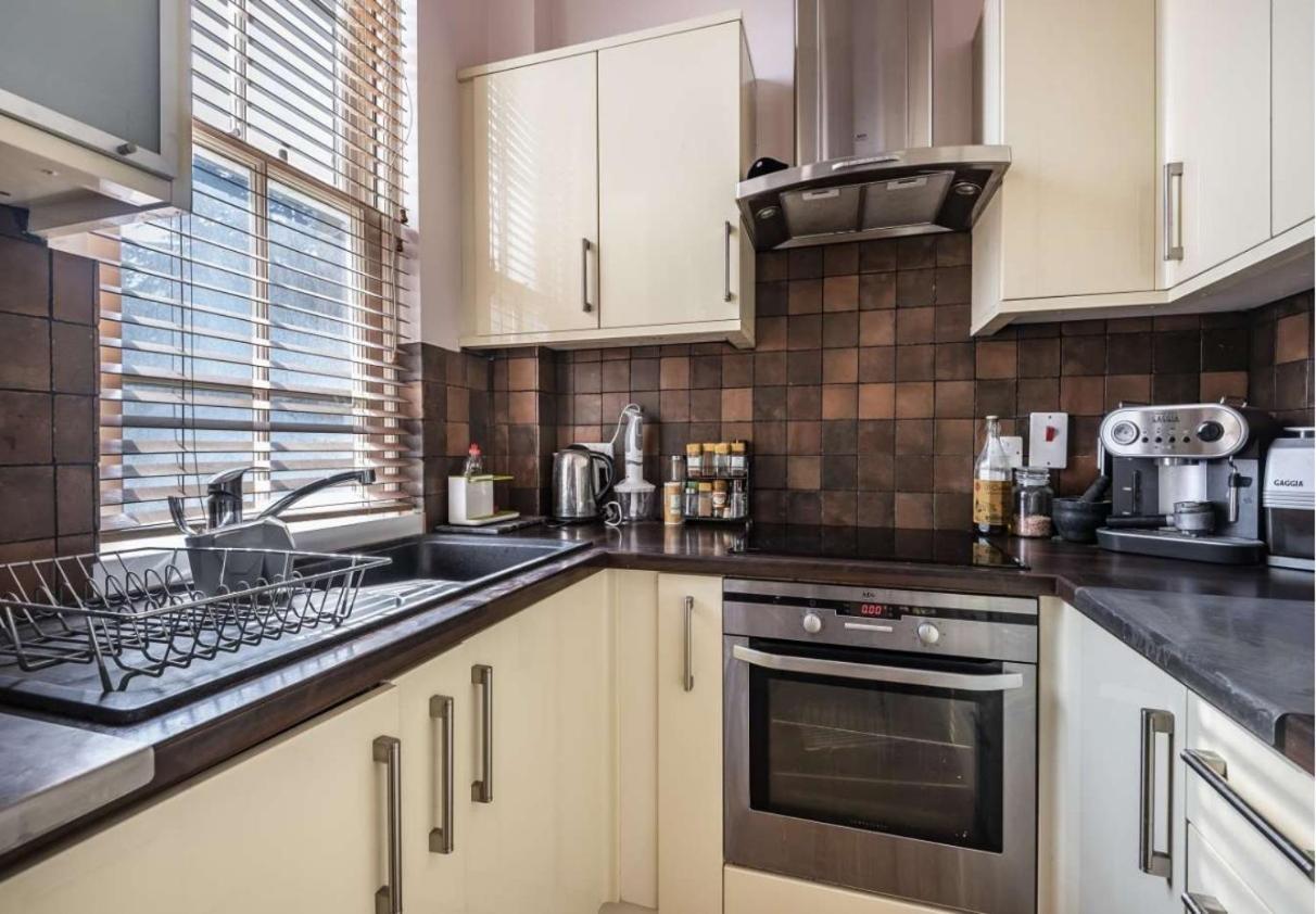 Pinewood Cottage Watford  Ngoại thất bức ảnh